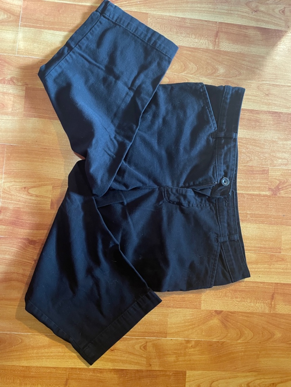 St. John’s Bay Classic Black Straight-Leg Capri Pants